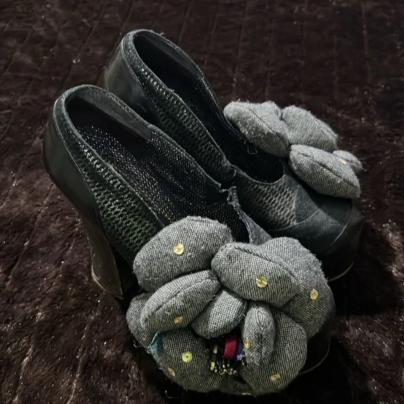 Irregular Choice Black Floral Heels - Picture 5 of 11